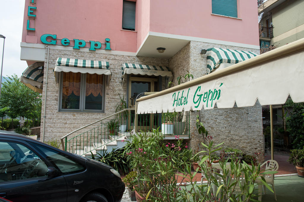 Hotel Geppi Pietra Ligure Kültér fotó