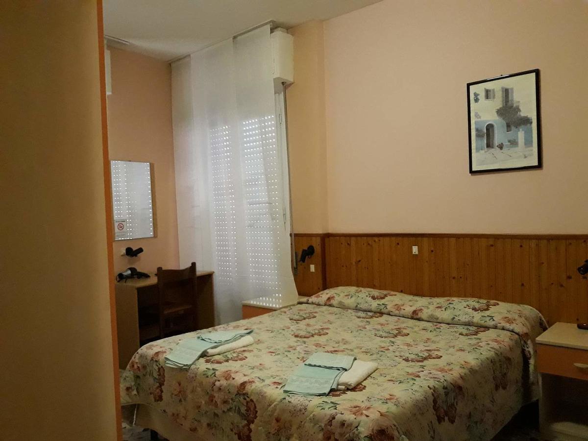 Hotel Geppi Pietra Ligure Kültér fotó