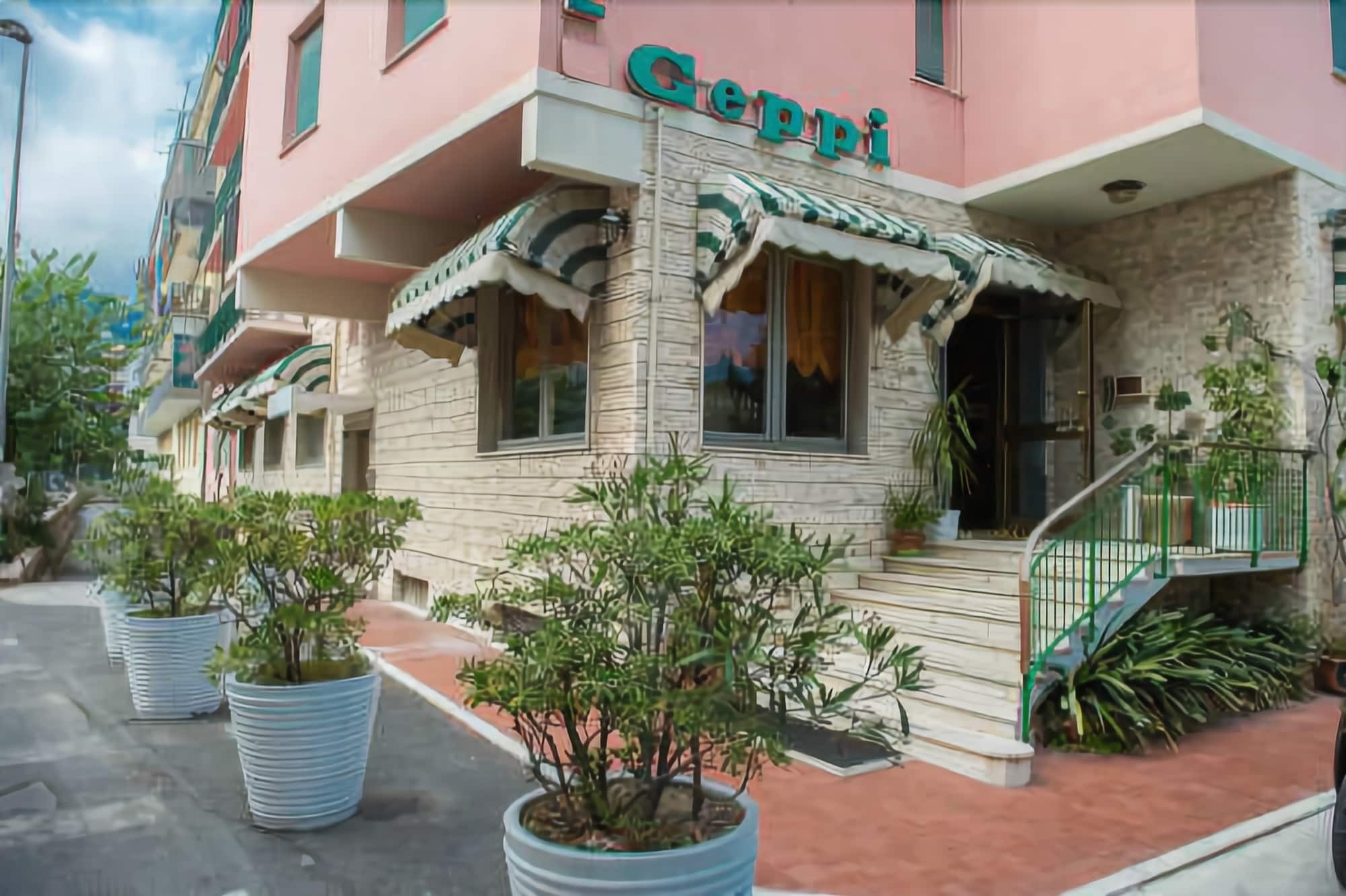 Hotel Geppi Pietra Ligure Kültér fotó
