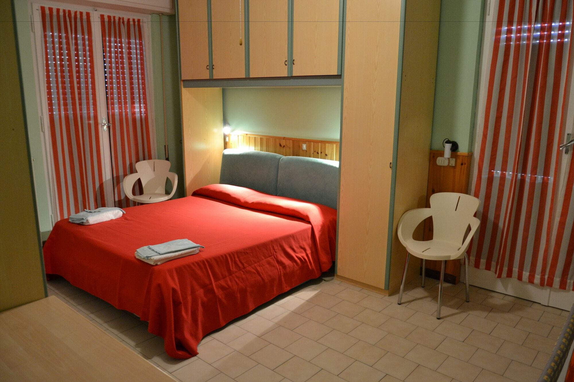 Hotel Geppi Pietra Ligure Kültér fotó